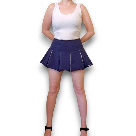 NIKE Navy and White Mesh Pleated Tennis Skort - Picture 2 of 11